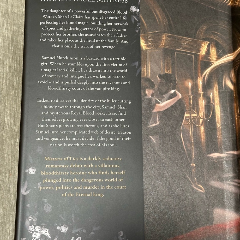 Illumicrate Mistress of Lies by K.M. Enright NEW SIGNED SPRAYED 1st Edition Book - Picture 8 of 9